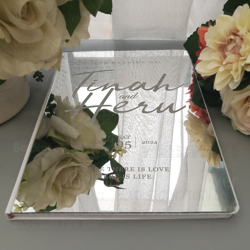 Personalized Guest Book - Livro de Visitas Personalizado para Casamento